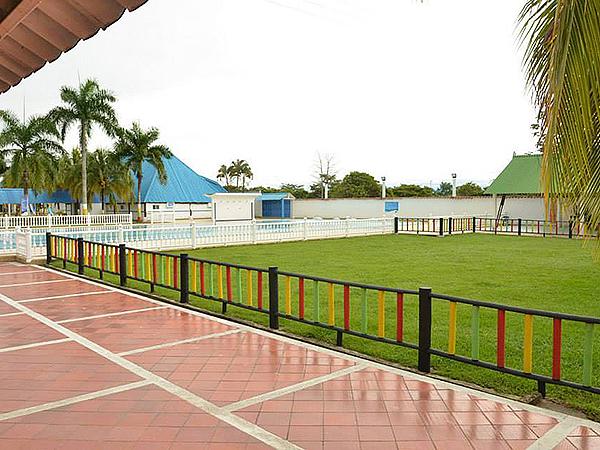 Hotel Y Centro Recreacional Llano Caribeño