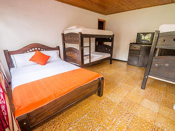 Hotel Campestre Las Guacamayas