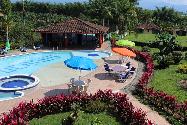 Hotel Campestre Tucanes