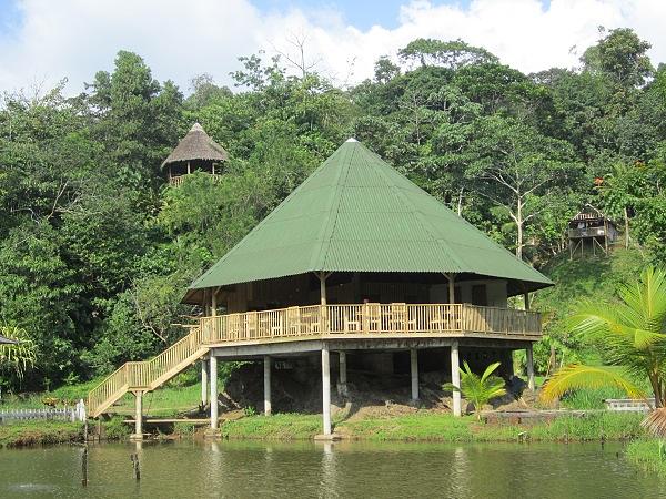 Eco Lodge Playa Alegre