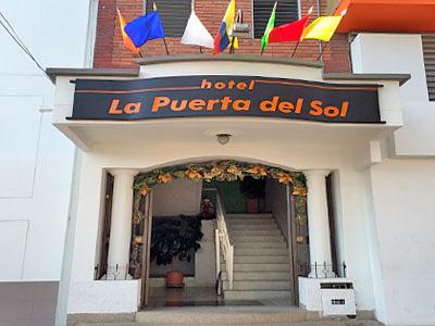 Hotel La Puerta Del Sol