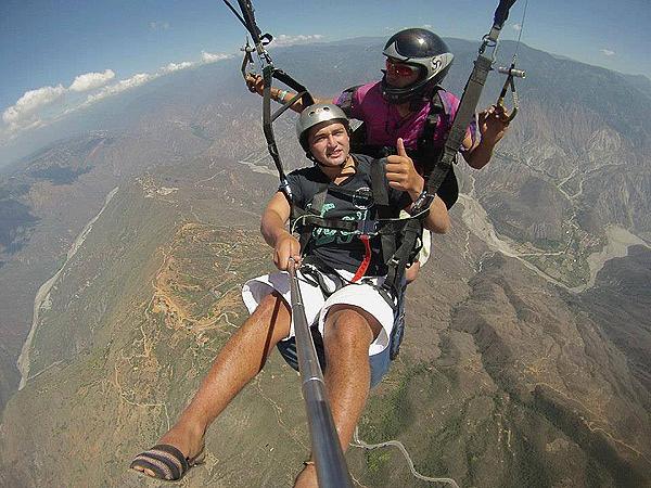 Parapente En El Cañon Del Chicamocha