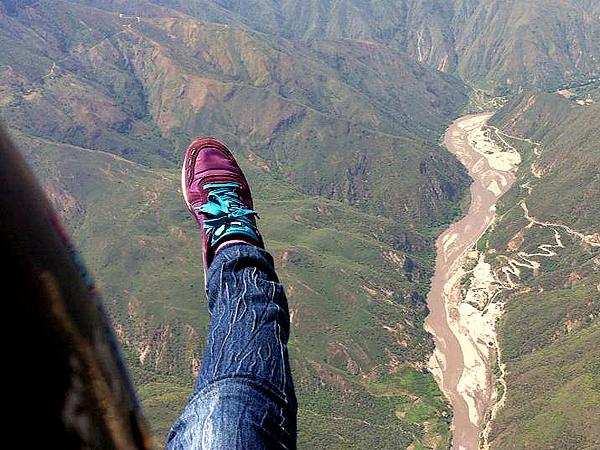 Parapente En El Cañon Del Chicamocha